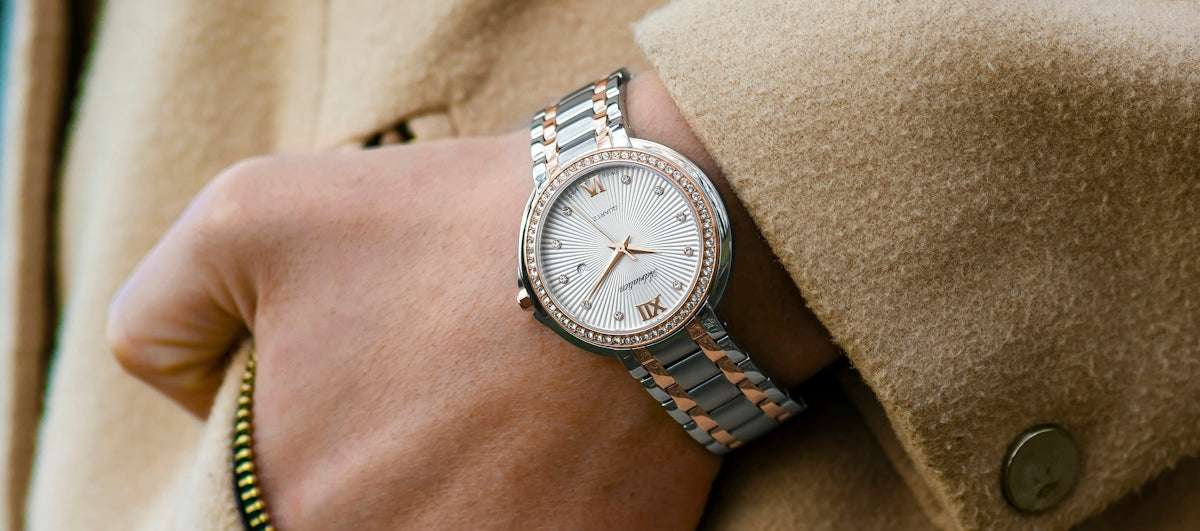 Abbinare Gli Orologi di Lusso GMT a Stile e Funzione