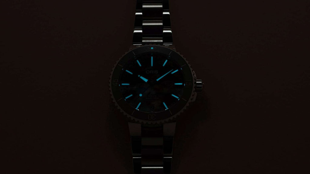 Oris Aquis Date Upcycle Uomo 36,5mm Acciaio Quadrante Multicolore PET Riciclato Automatico Calibro 733-1 Lunetta Ceramica Vetro Zaffiro Bracciale Acciaio Data Super-LumiNova 300m Ref. 01 733 7770 4150-Set Oasi Watch