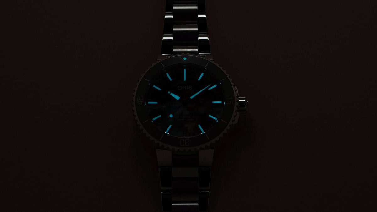 Oris Aquis Date Upcycle Uomo 36,5mm Acciaio Quadrante Multicolore PET Riciclato Automatico Calibro 733-1 Lunetta Ceramica Vetro Zaffiro Bracciale Acciaio Data Super-LumiNova 300m Ref. 01 733 7770 4150-Set Oasi Watch