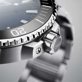Oris Aquis Date Uomo 43,5 mm Acciaio Quadrante Verde Soleil Lunetta Ceramica Verde Vetro Zaffiro Calibro 733 Automatico Bracciale Acciaio Data 30 ATM Swiss Made Ref. 01 733 7730 4157-07 8 24 05PEB Oasi Watch