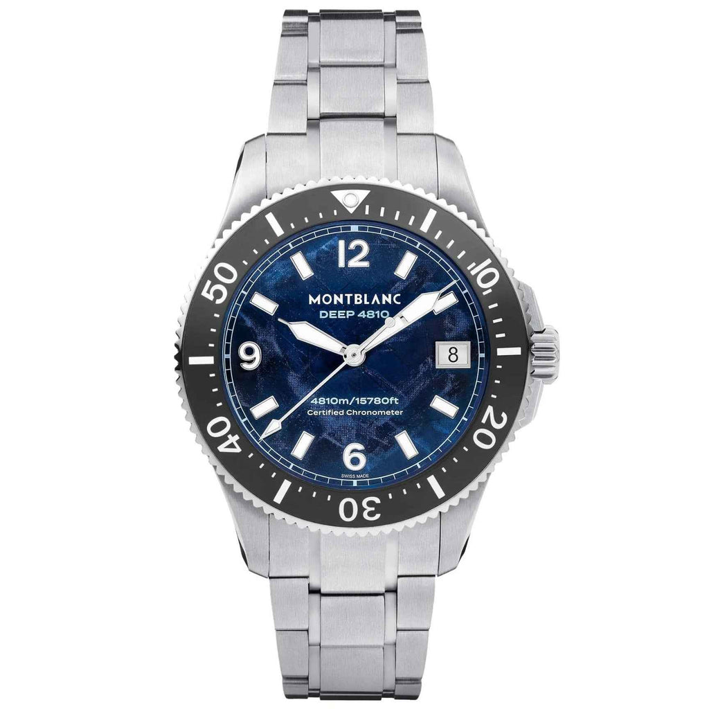 Orologio Montblanc con bracciale in titanio, quadrante blu ghiacciaio e lunetta nera
