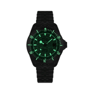 Orologio subacqueo nero con quadrante verde luminoso e bracciale in maglia