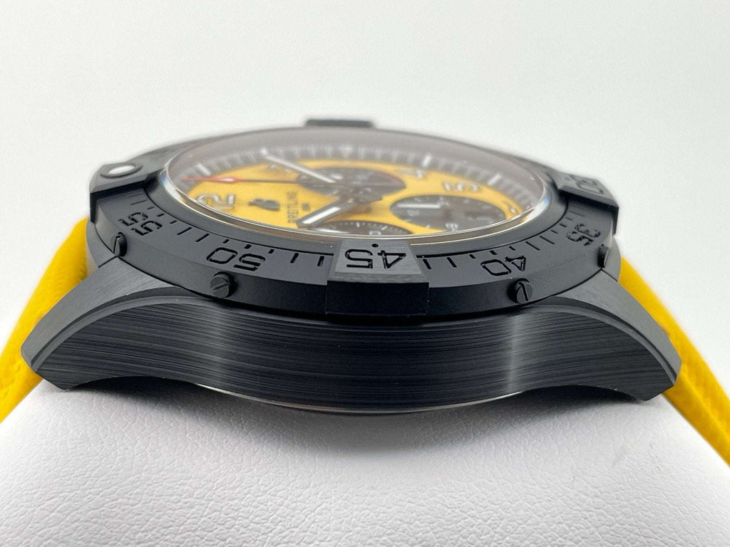 Breitling Avenger B01 Chronograph 44: L'orologio da pilota che unisce prestazioni e stile Breitling
