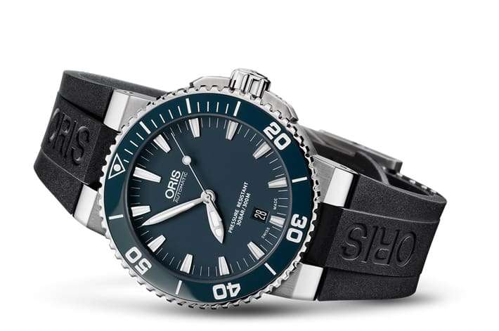 Oris Aquis Date Uomo 43 mm Acciaio Quadrante Blu Lunetta Ceramica Blu Vetro Zaffiro Calibro 733-1 Automatico Cinturino Caucciù Nero Data 30 ATM Swiss Made Ref. 01 733 7653 4155-07 4 26 34EB Oasi Watch