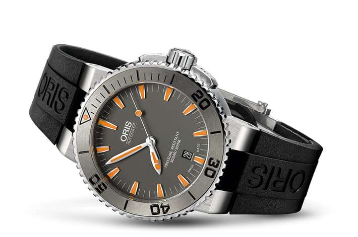 Oris Aquis Date Uomo 43 mm Acciaio Quadrante Grigio Lunetta in Tungsteno Vetro Zaffiro Calibro 733-1 Automatico Cinturino Caucciù Data 30 ATM Swiss Made Ref. 01 733 7653 4158-07 4 26 34EB Oasi Watch