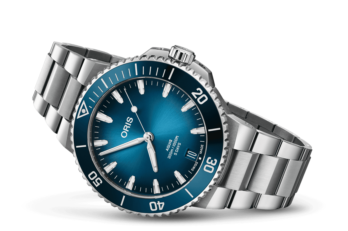 Orologio subacqueo automatico con quadrante blu, lunetta ghiera e bracciale in acciaio