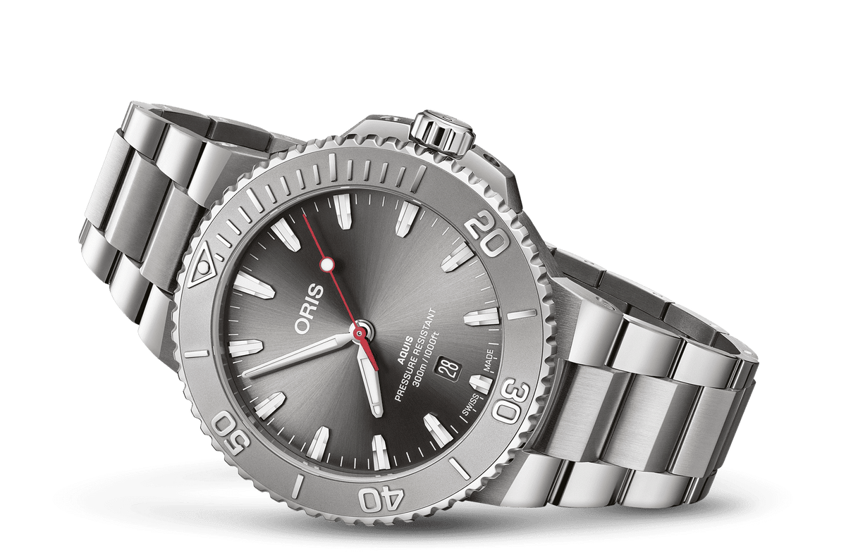 Oris Aquis Date Uomo Swiss Made 43,5 mm Quadrante Grigio Acciaio Bracciale Acciaio Vetro Zaffiro Antiriflesso Automatico Calibro 733-1 Data Riserva 41 Ore Diver 300m Ref. 01 733 7789 4153-07 8 23 04PEB MDR