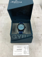 Orologio Alpina su cinturino NATO blu con quadrante blu e ghiera nera