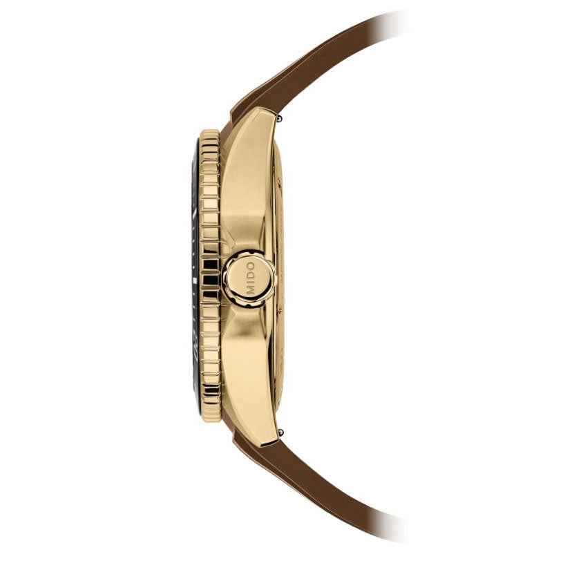 Orologio Mido Ocean Star GMT lato cassa oro giallo PVD con corona e cinturino marrone