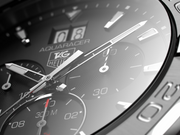 Dettaglio quadrante nero TAG Heuer Aquaracer con cronografo e indici