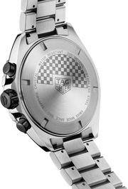 Fondello dell’orologio con scritte e simbolo TAG Heuer, bracciale in acciaio.