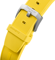 Cinturino in caucciù giallo con fibbia e inserti metallici dell’orologio TAG Heuer