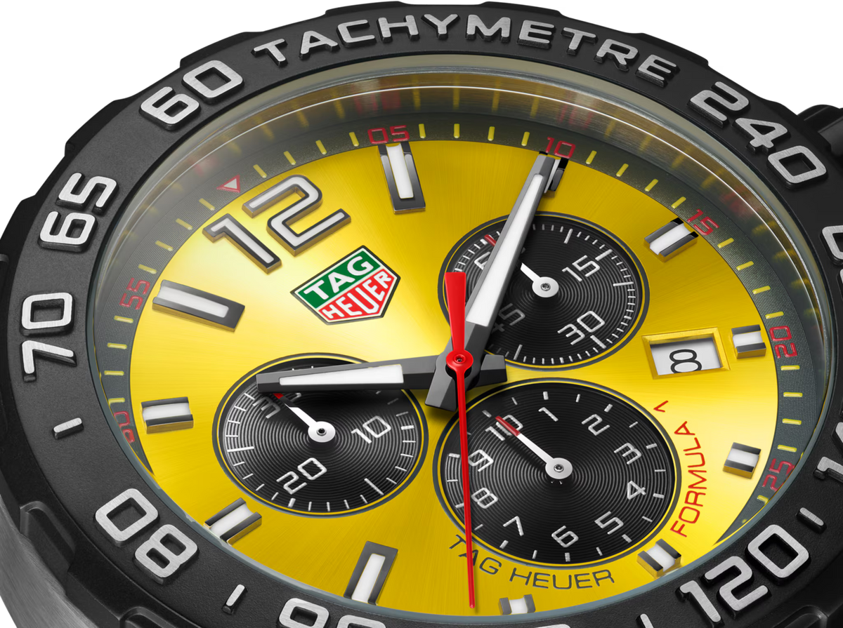 TAG Heuer Formula 1 Chronograph Uomo 43 mm Acciaio Quadrante Giallo Soleil Lunetta Tachimetrica Nera PVD Vetro Zaffiro Cronografo al Quarzo Data Cinturino Caucciù Giallo 20 ATM Swiss Made Ref. CAZ101AM.FT8054 Oasi Watch