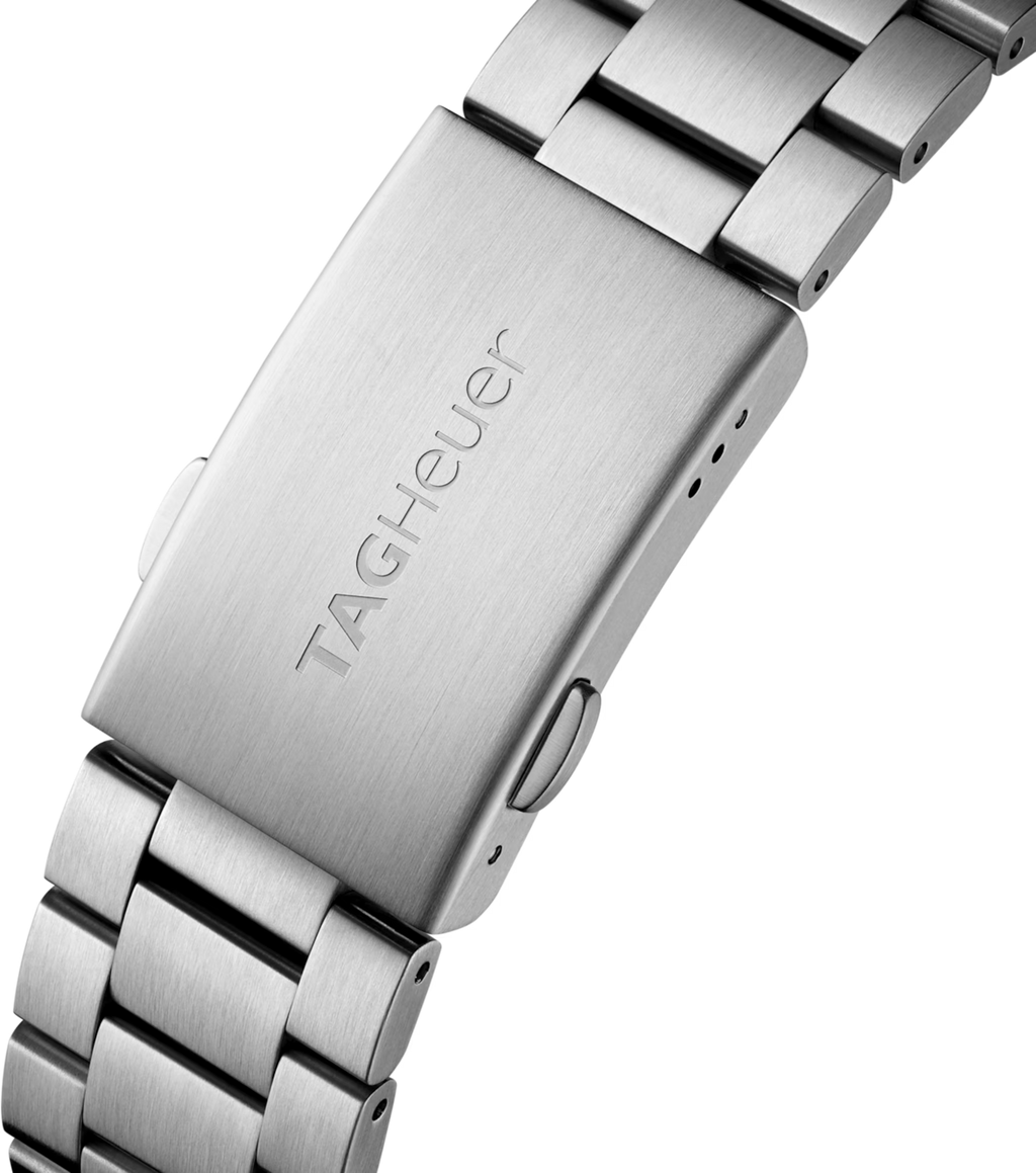 Bracciale in acciaio con chiusura TAG Heuer, finitura satinata e maglie a incastro