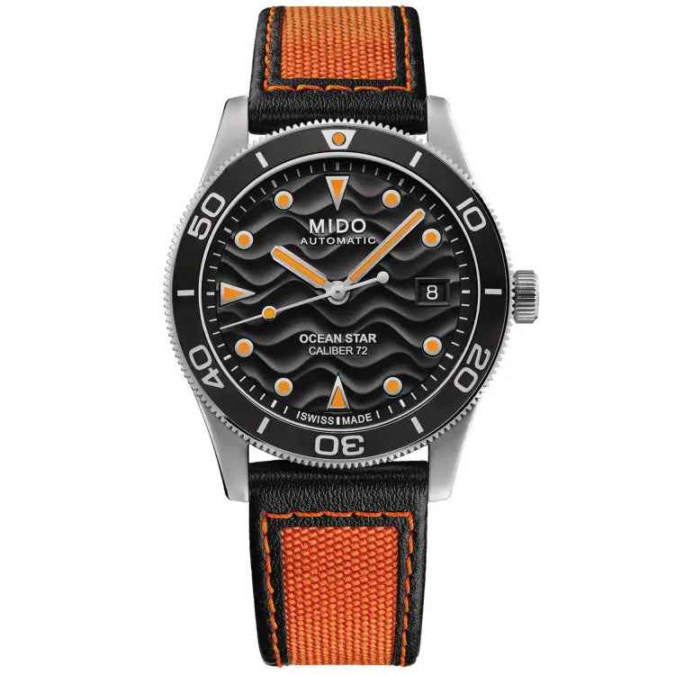 Orologio automatico 39mm con quadrante nero e cinturino nero cuciture arancioni.