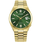 Citizen Tsuyosa Automatico Uomo 40 mm Acciaio Oro Quadrante Verde Soleil Vetro Zaffiro Antiriflesso Data Calibro 8210 Bracciale Acciaio Oro 50 m Ref. NJ0152-51X