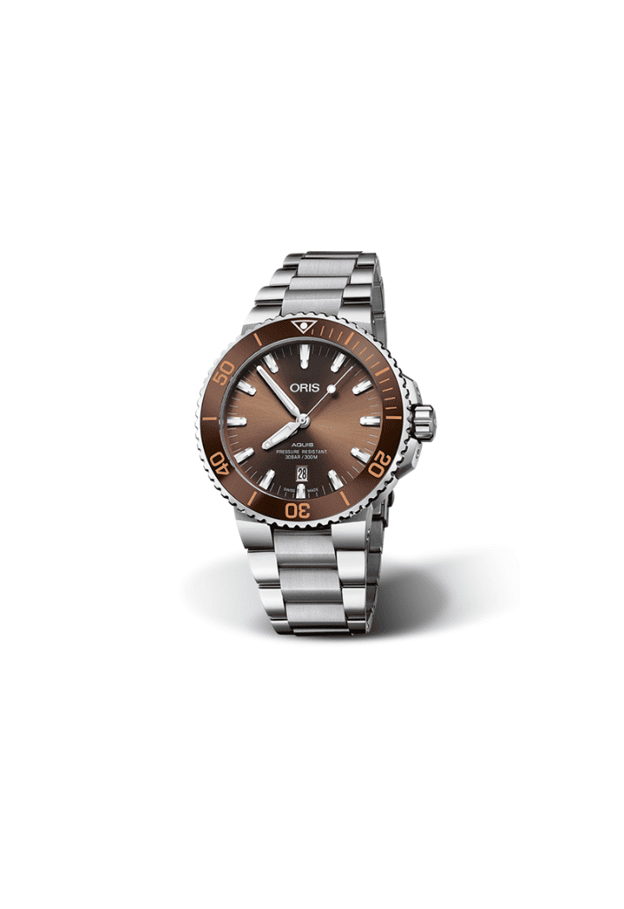 Orologio Oris Aquis in acciaio con quadrante marrone e cinturino maglia, lunetta con tacche arancioni