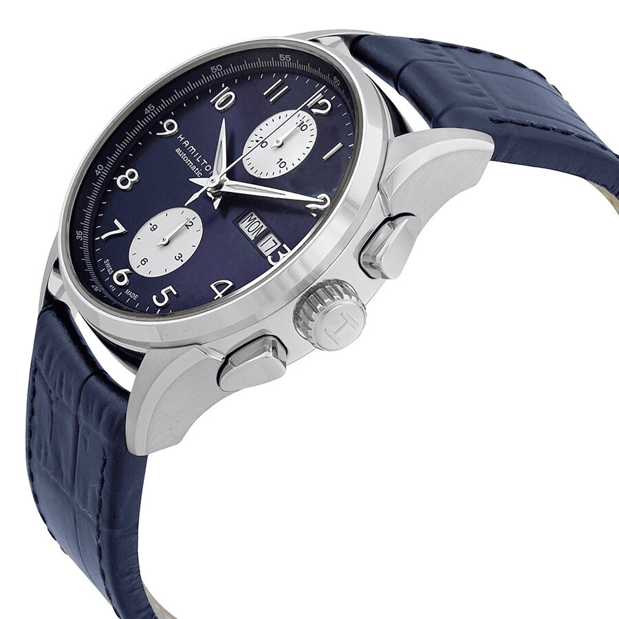 Orologio cronografo con quadrante blu, tre contatori e data, cassa in acciaio