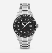 Orologio GMT Montblanc con quadrante nero, indici bianchi, bracciale in acciaio