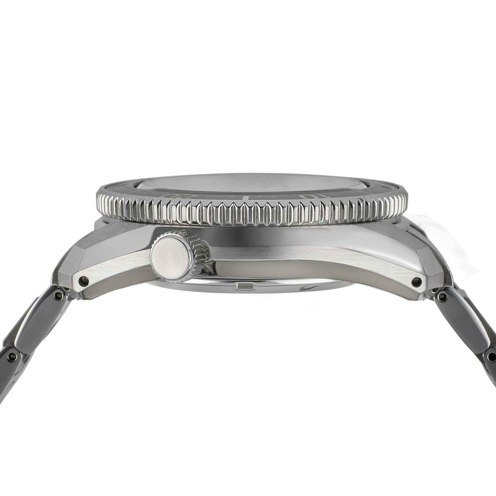 Orologio Seiko sub in acciaio con corona a vite e cassa laterale, lunetta zigrinata.
