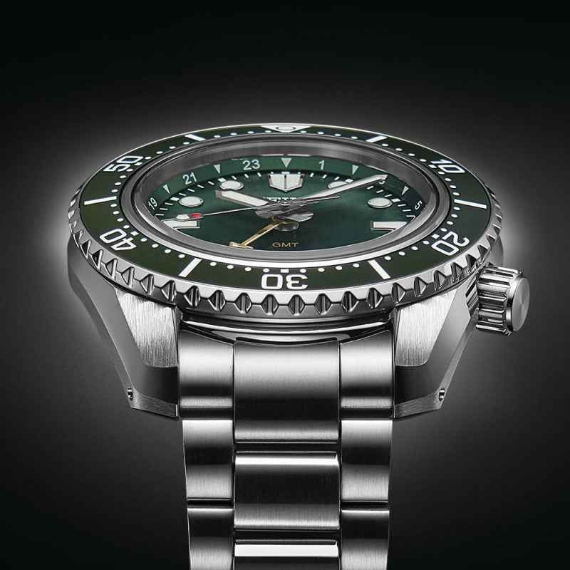 Orologio Seiko sub 42mm acciaio, quadrante verde, bracciale a maglie