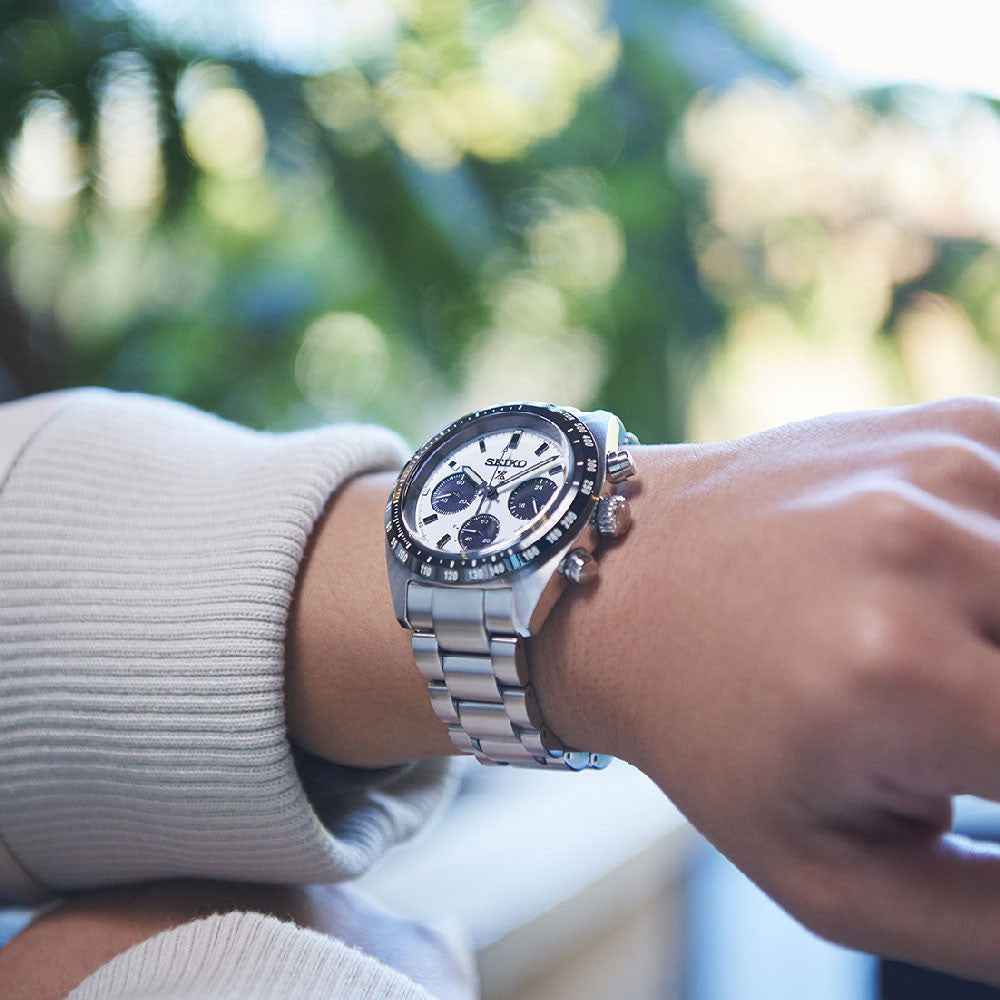 Orologio cronografo Seiko Prospex con bracciale in acciaio e quadrante bianco panda