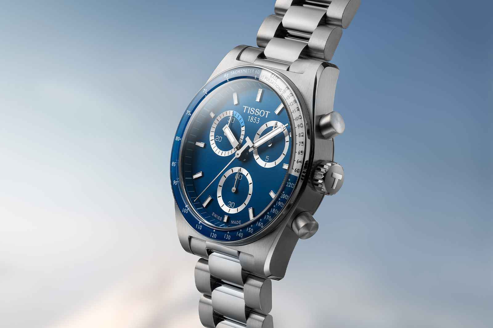 Orologio cronografo Tissot PR516 blu su cassa e bracciale in acciaio con pulsanti
