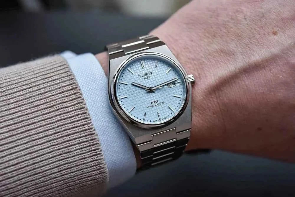 Orologio automatico Tissot PRX con quadrante blu e bracciale in acciaio da 40 mm