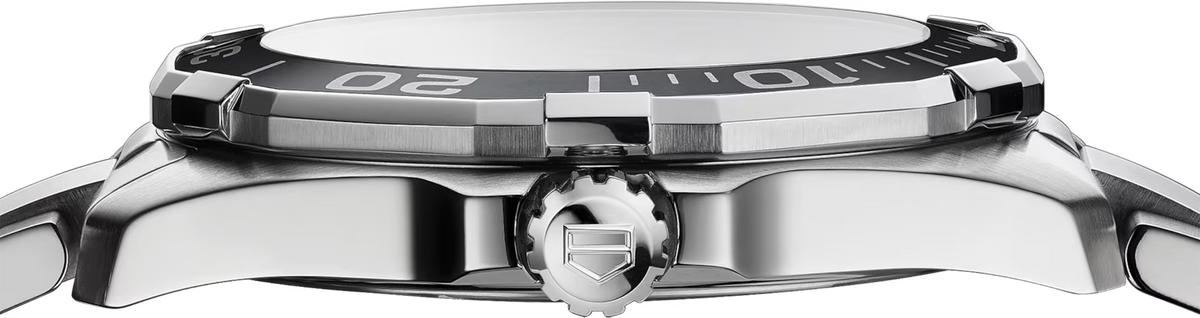 Orologio TAG Heuer Aquaracer: cassa in acciaio con corona e ghiera girevole nera
