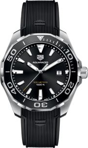 Orologio TAG Heuer Aquaracer 300M con quadrante nero e cinturino in caucciù