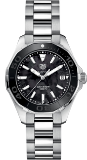 Orologio subacqueo TAG Heuer Aquaracer con quadrante nero madreperla e bracciale in acciaio