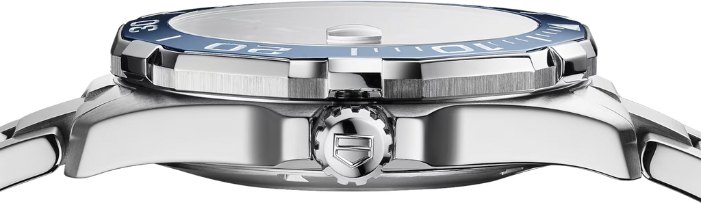 Cassa dell’orologio Aquaracer TAG Heuer in acciaio con lunetta blu e corona