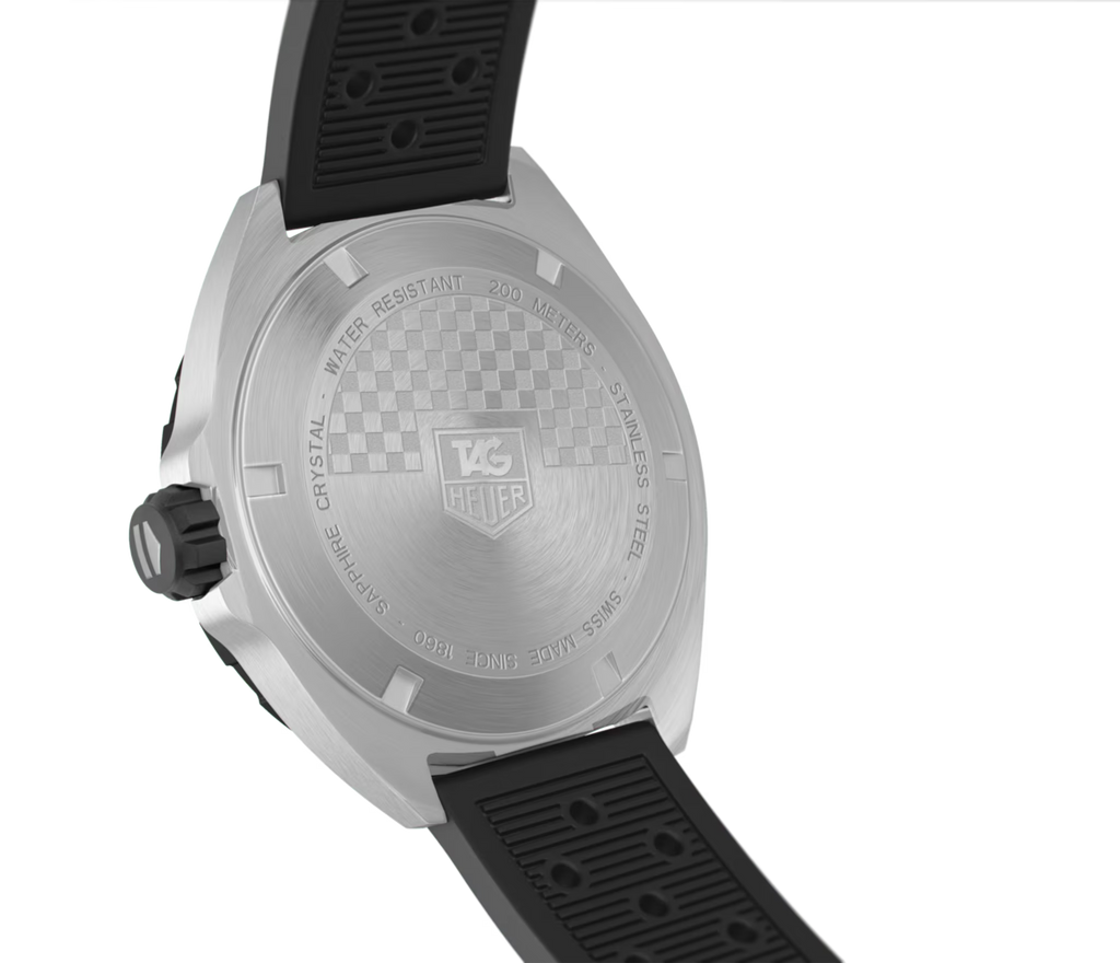 Orologio TAG Heuer Formula 1: fondello in acciaio con incisioni e cinturino in caucciù nero