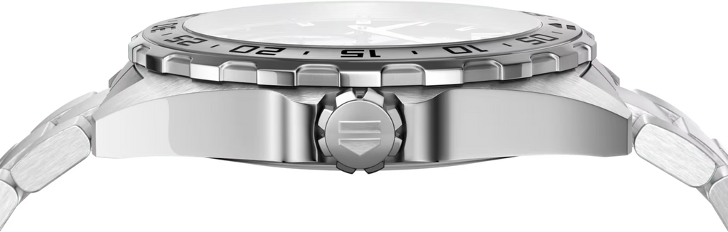 Orologio TAG Heuer: profilo cassa in acciaio con corona e lunetta girevole