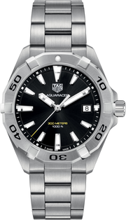 Orologio subacqueo in acciaio con quadrante nero, lunetta girevole e bracciale maglie