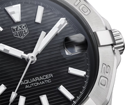 Quadrante nero TAG Heuer Aquaracer automatico con indici e data
