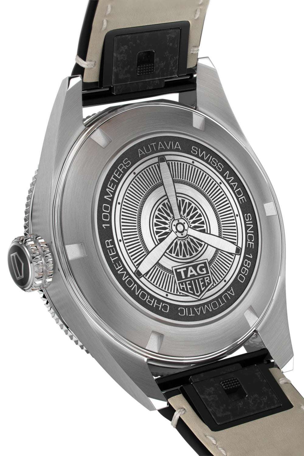 Orologio TAG Heuer con fondello e movimento visibile, cinturino in pelle marrone