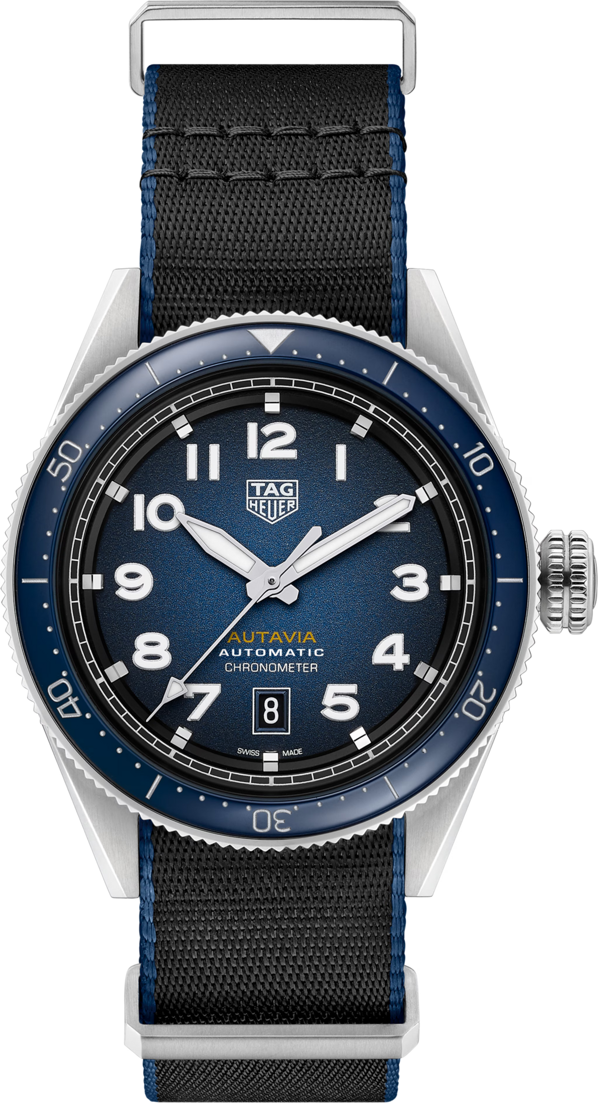 Orologio TAG Heuer Autavia con quadrante blu fumé e cinturino blu in tessuto