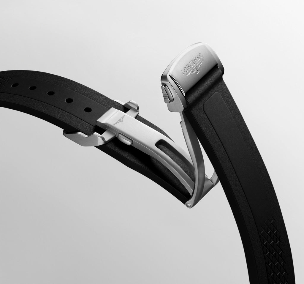 Fibbia in acciaio e cinturino in silicone nero per orologio Conquest 38mm