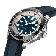 Orologio Breitling con quadrante blu e lancette rosse, lunetta con tacche e cinturino