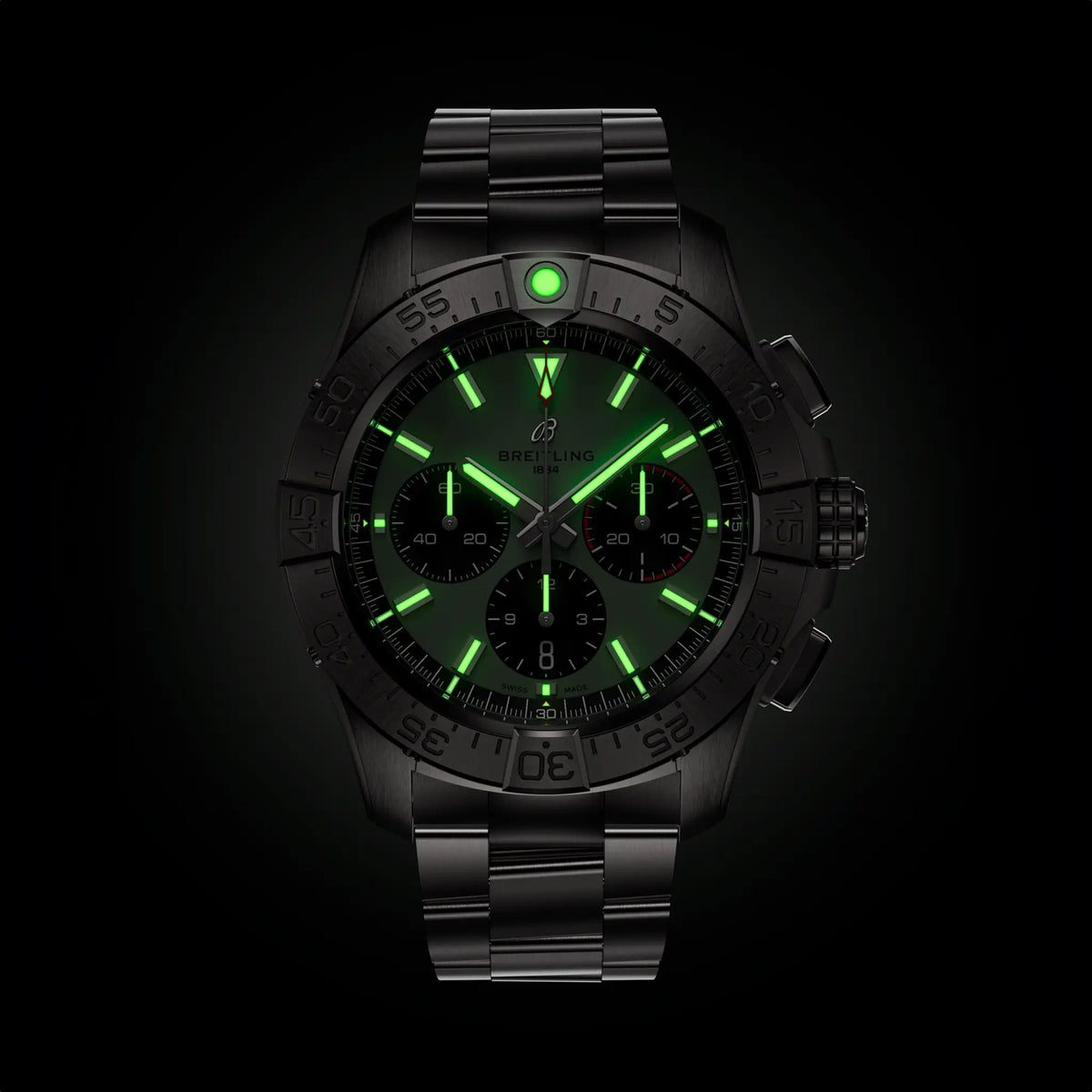 Orologio Breitling con cassa nera e quadrante verde luminoso, cronografo