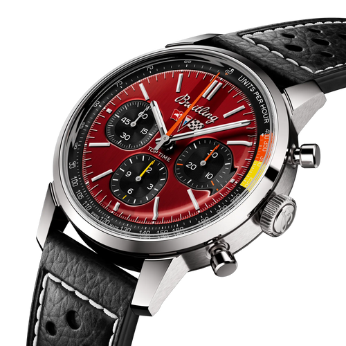 Orologio cronografo con quadrante rosso, subquadranti neri e cassa in acciaio
