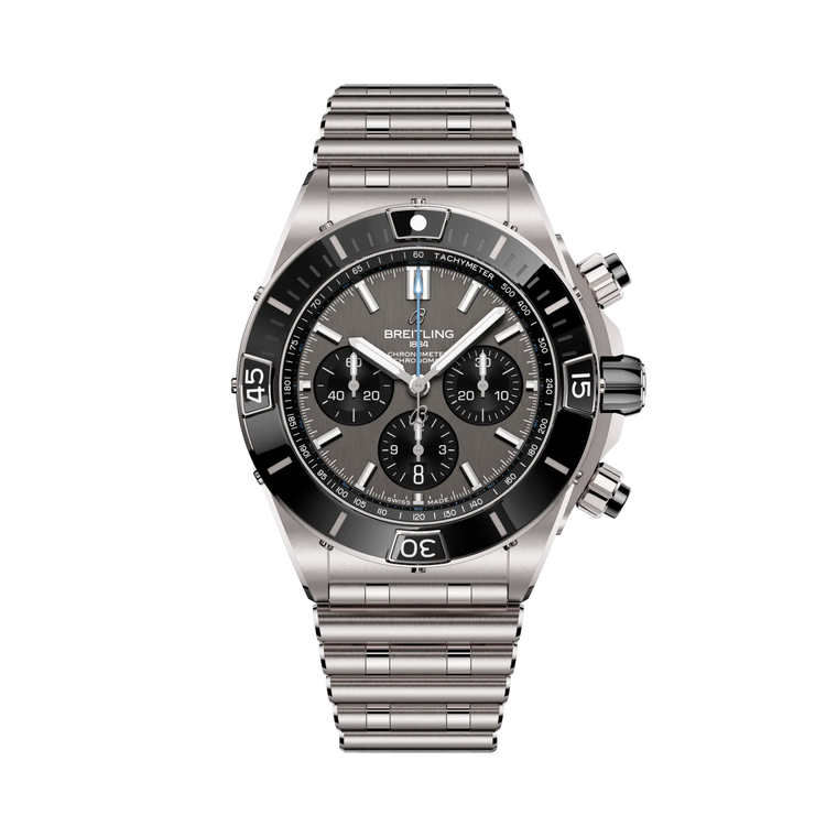 Breitling Super Chronomat B01 44 Cronografo Automatico Uomo 44 mm Titanio Quadrante Antracite Calibro B01 COSC Bracciale Rouleaux Ref. EB0136251M1E1