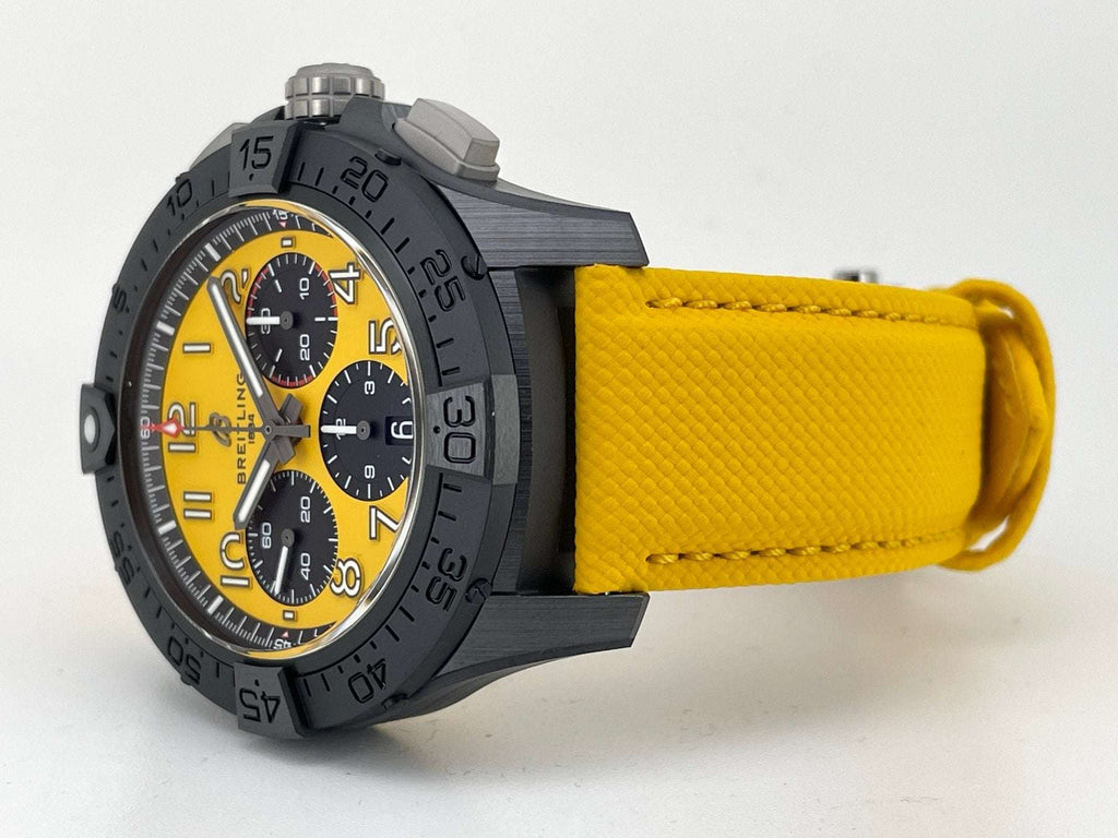 Breitling Avenger B01 Chronograph 44: L'orologio da pilota che unisce prestazioni e stile Breitling