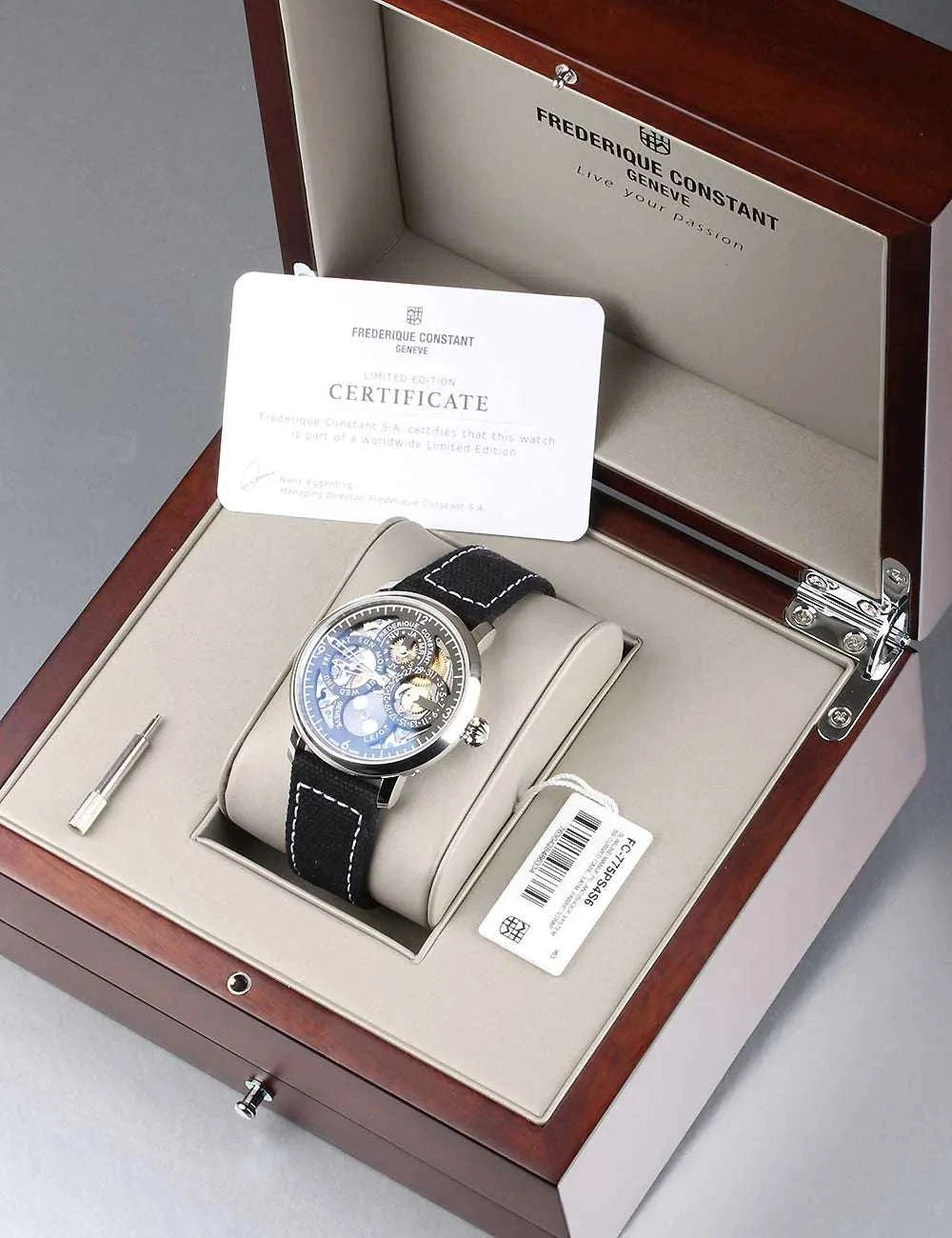 Orologio automatico in confezione con certificato, cassa acciaio e cinturino nero
