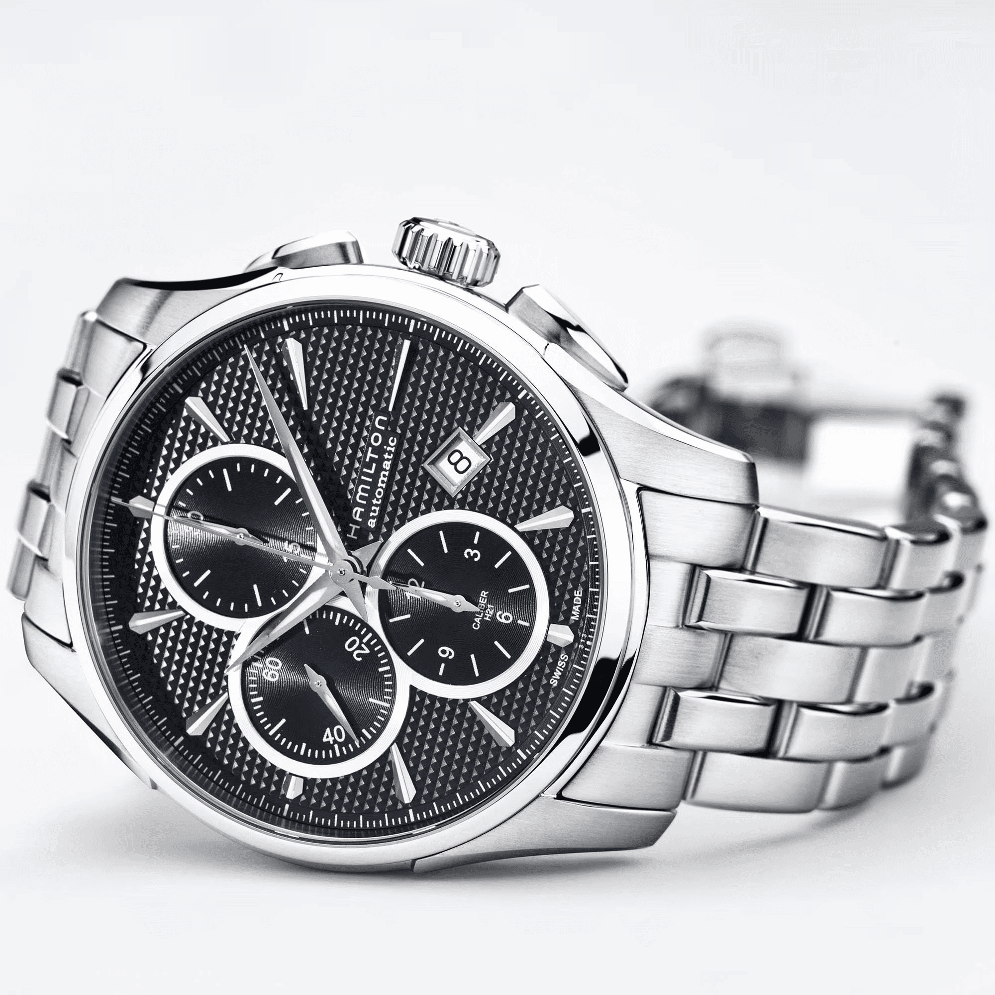 Orologio Hamilton cronografo automatico con quadrante nero, tre contatori e bracciale acciaio