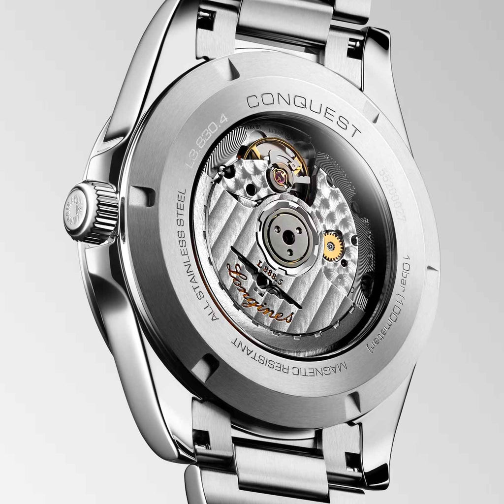 Orologio Longines Conquest con fondello trasparente, movimento meccanico visibile