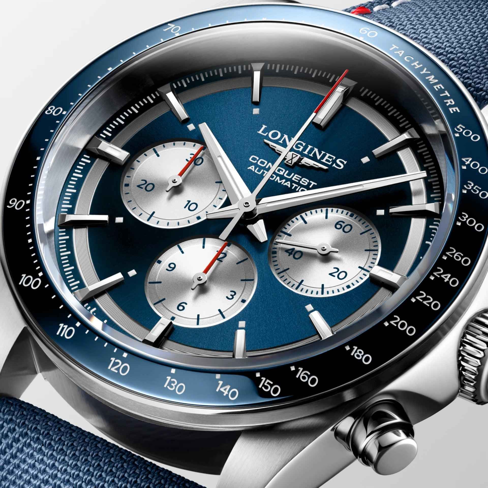 Orologio Longines Conquest Automatic: quadrante blu con cronografi e indici luminosi