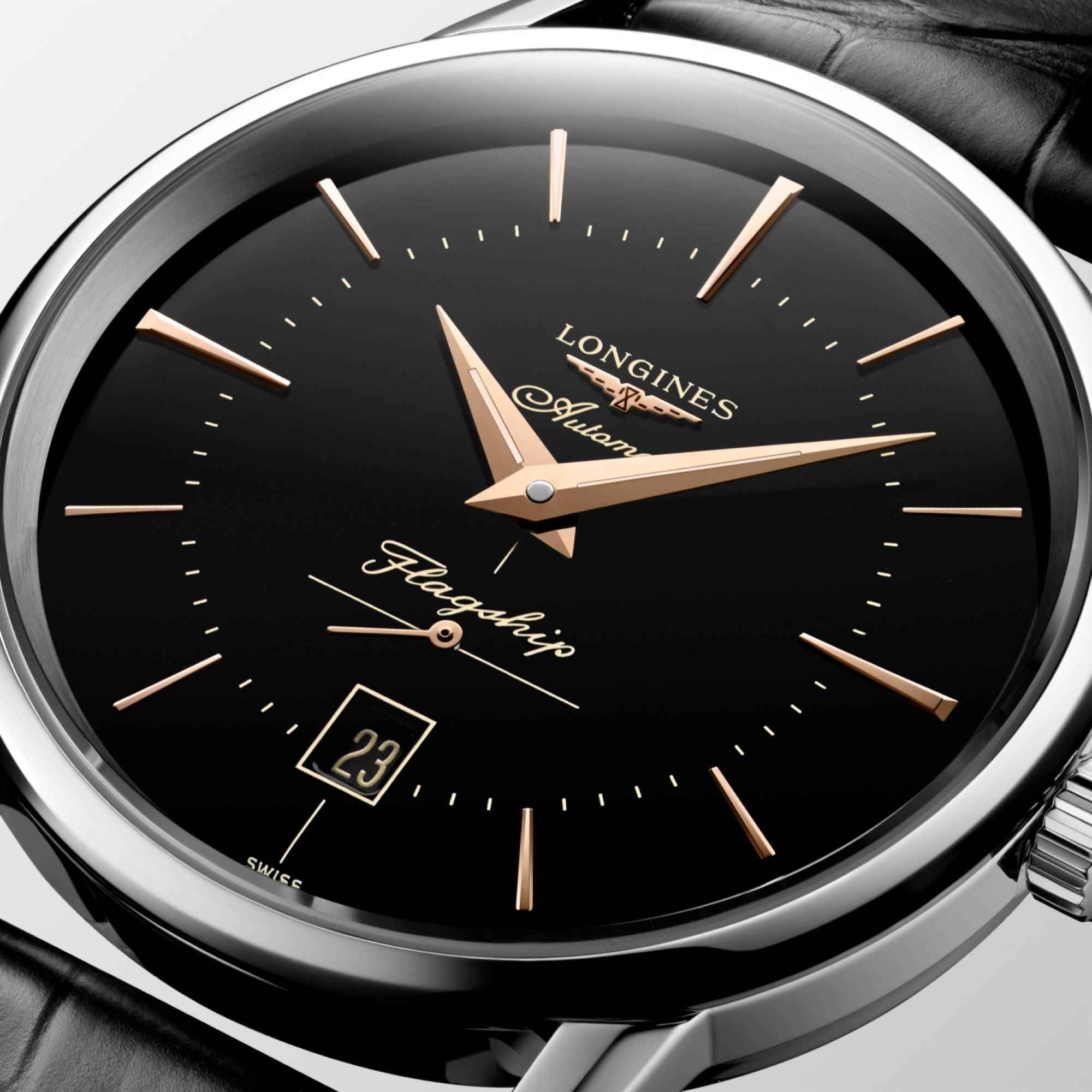 Quadrante nero Longines Flagship Heritage con indici e lancette dorate, datario 23