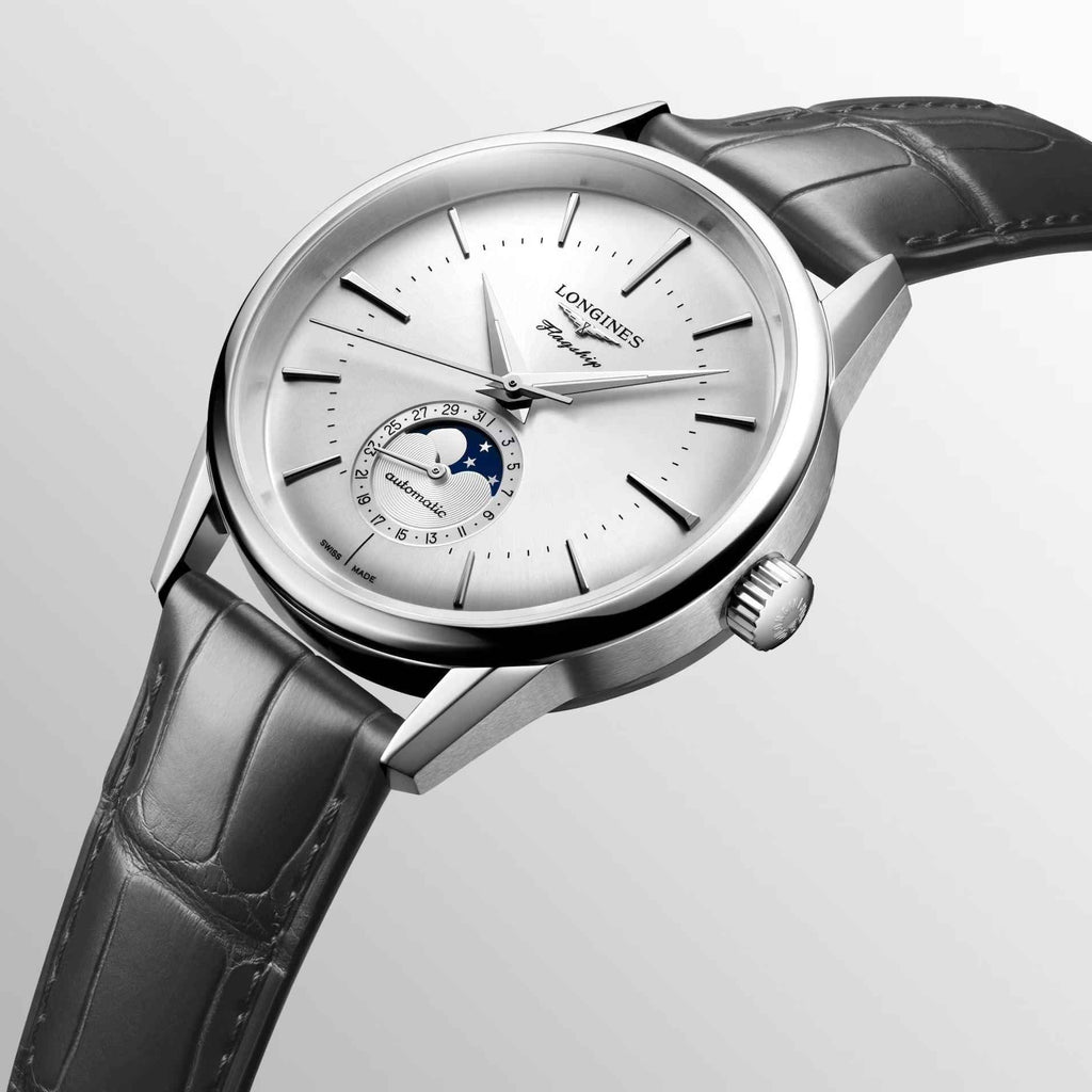 Orologio Longines Flagship Heritage con quadrante argento e cinturino in pelle nera, lunazione